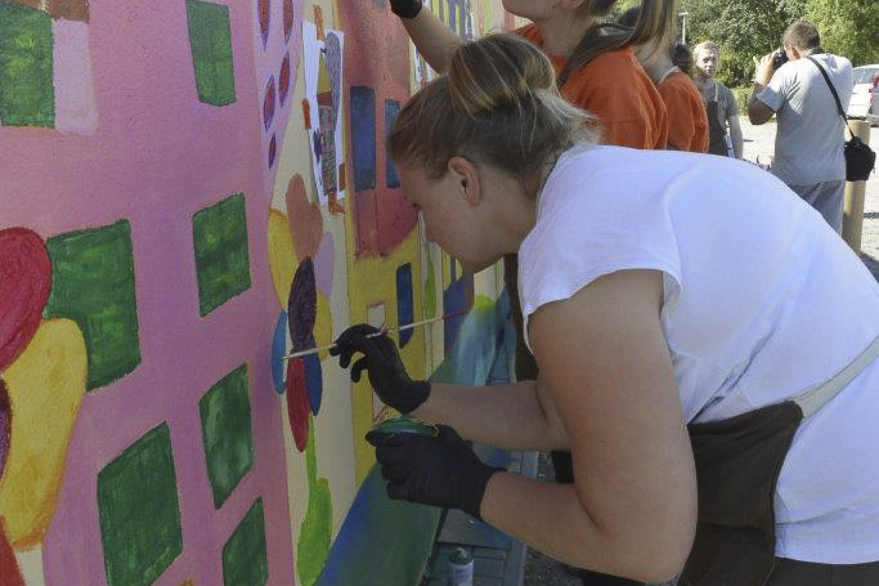 Mural uczestników Warsztatów Terapii Zajęciowej