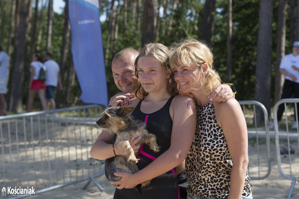 Zawody pływackie w Nowym Dębcu 2020 [ZDJĘCIA]