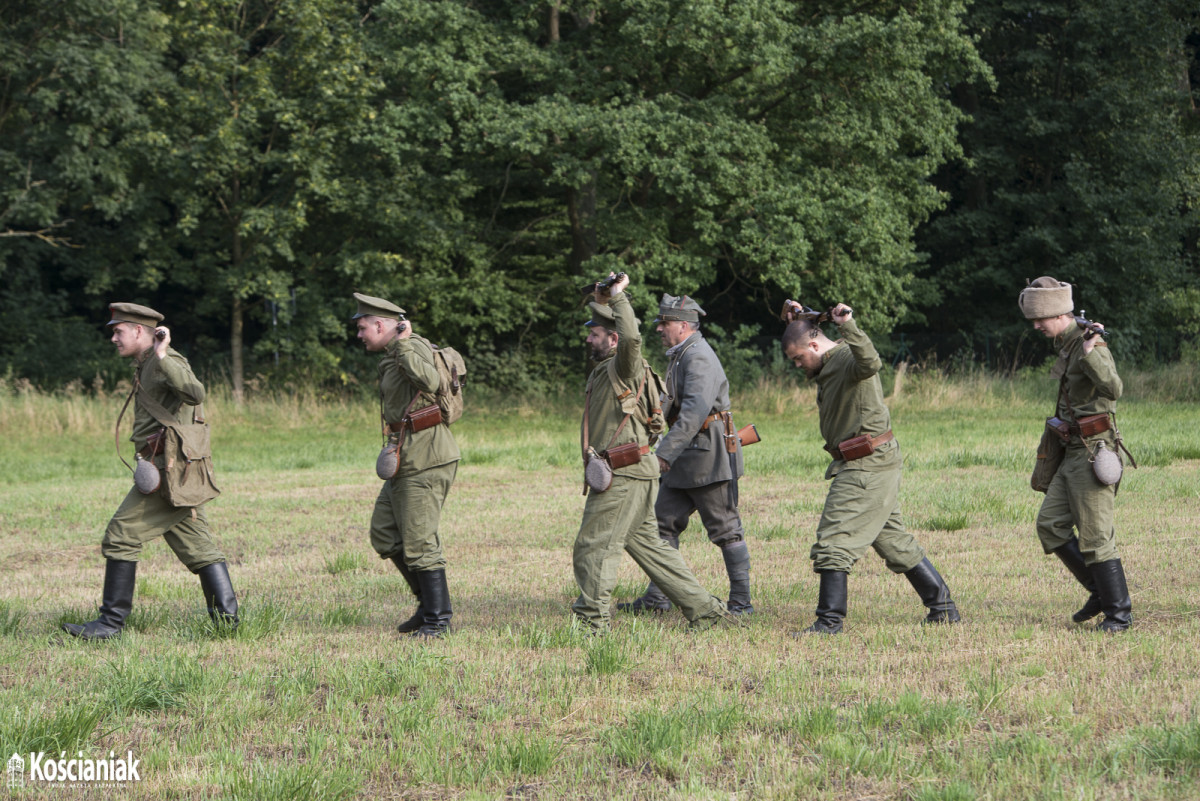 Święto Wojska Polskiego w Turwi wraz z rekonstrukcją historyczną [ZDJĘCIA]