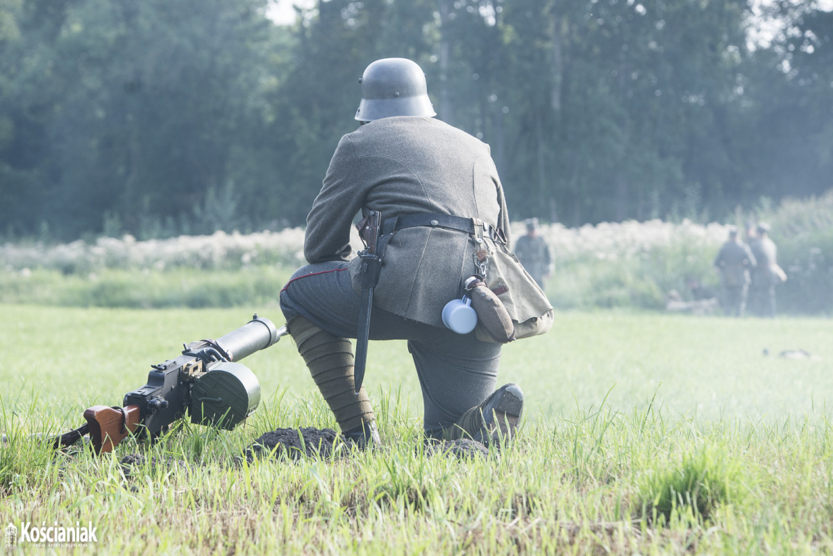 Święto Wojska Polskiego w Turwi wraz z rekonstrukcją historyczną [ZDJĘCIA]