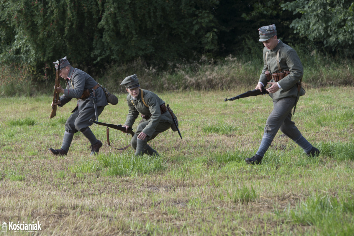 Święto Wojska Polskiego w Turwi wraz z rekonstrukcją historyczną [ZDJĘCIA]