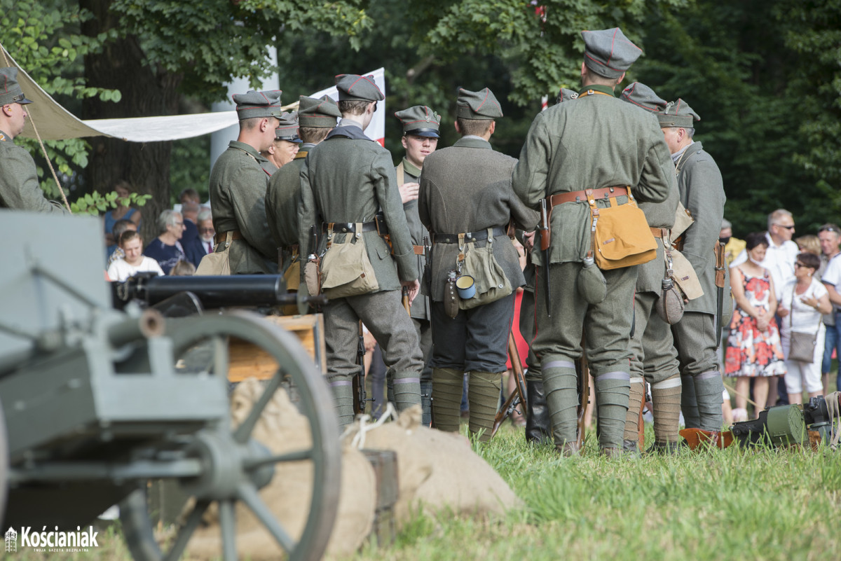 Święto Wojska Polskiego w Turwi wraz z rekonstrukcją historyczną [ZDJĘCIA]