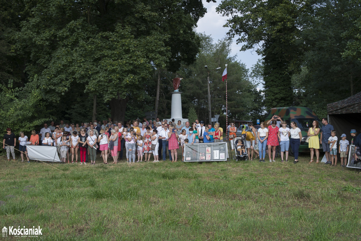 Święto Wojska Polskiego w Turwi wraz z rekonstrukcją historyczną [ZDJĘCIA]