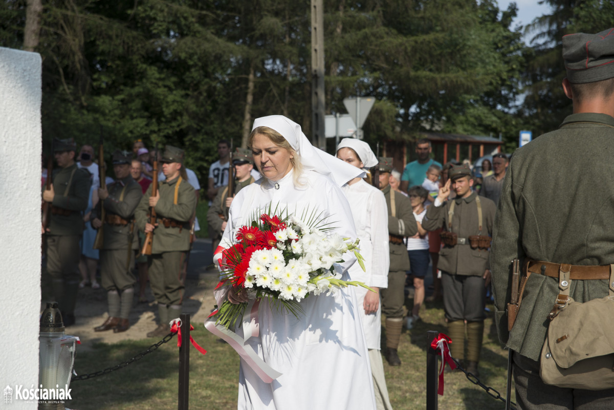 Święto Wojska Polskiego w Turwi wraz z rekonstrukcją historyczną [ZDJĘCIA]