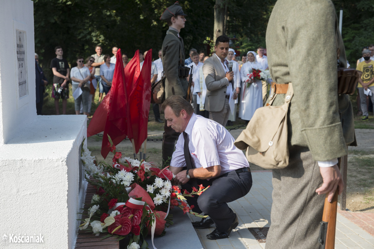 Święto Wojska Polskiego w Turwi wraz z rekonstrukcją historyczną [ZDJĘCIA]