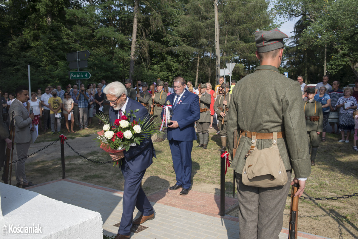 Święto Wojska Polskiego w Turwi wraz z rekonstrukcją historyczną [ZDJĘCIA]