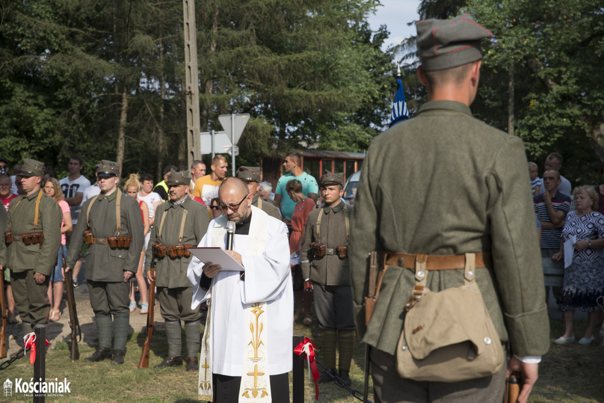 Święto Wojska Polskiego w Turwi wraz z rekonstrukcją historyczną [ZDJĘCIA]