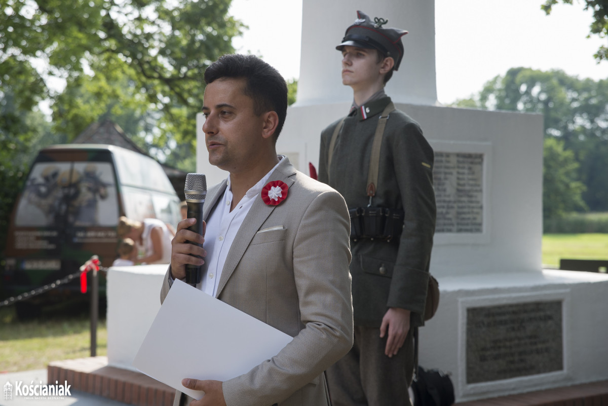 Święto Wojska Polskiego w Turwi wraz z rekonstrukcją historyczną [ZDJĘCIA]