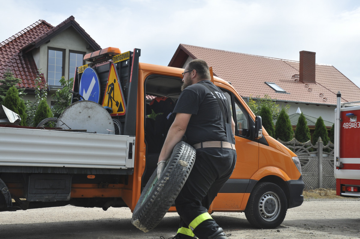 Charytatywna zbiórka złomu dla Ani i Łukasza [ZDJĘCIA]
