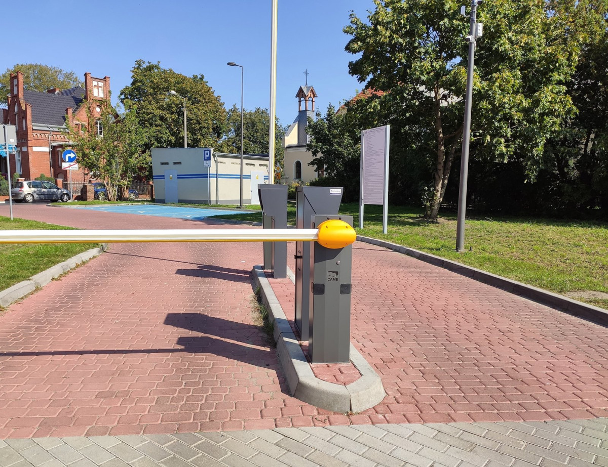 Parking przy Wyszyńskiego będzie płatny