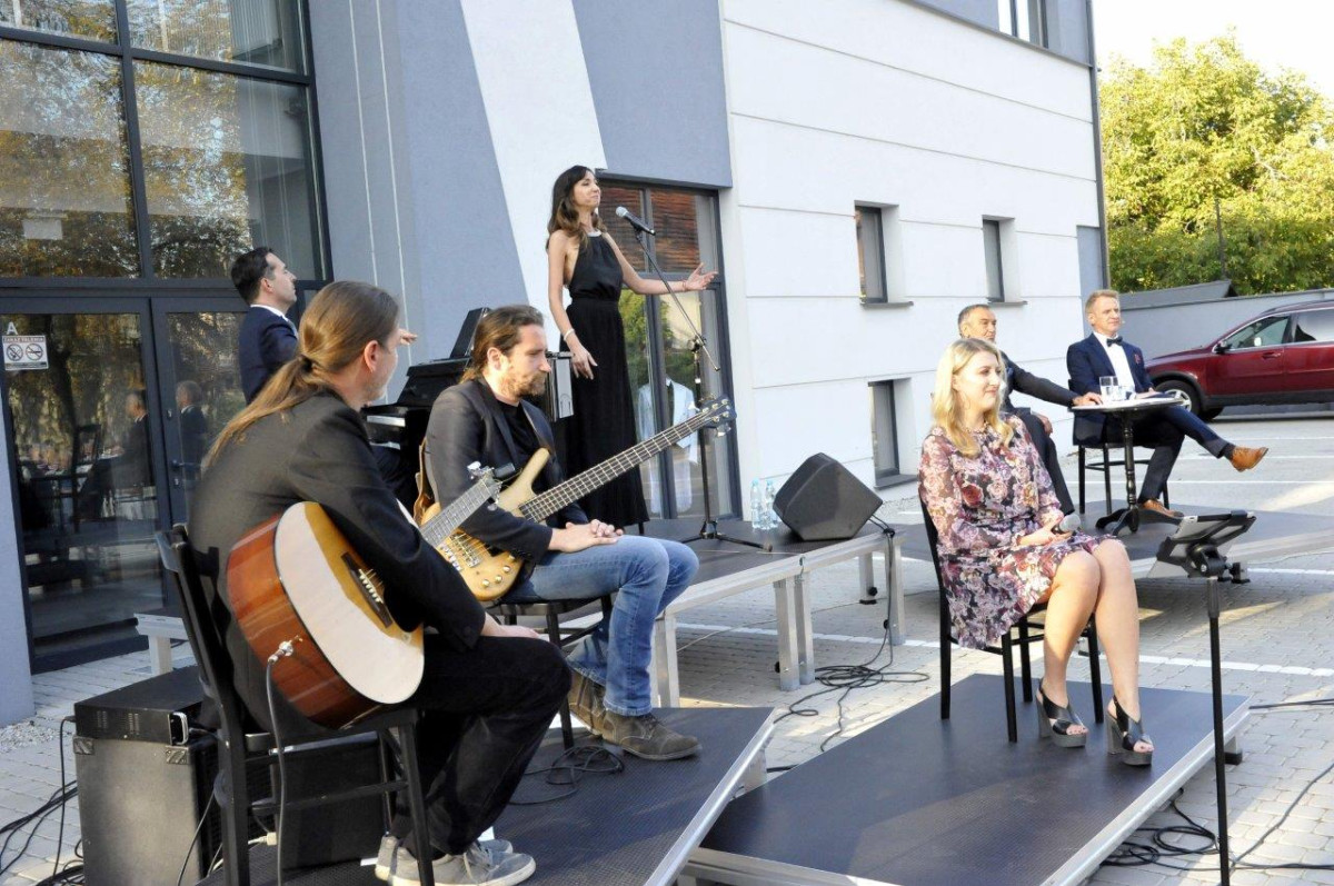Koncert dedykowany seniorom w KOK [ZDJĘCIA]