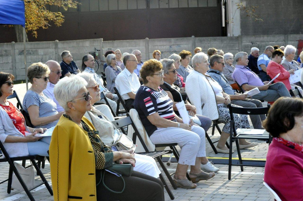 Koncert dedykowany seniorom w KOK [ZDJĘCIA]