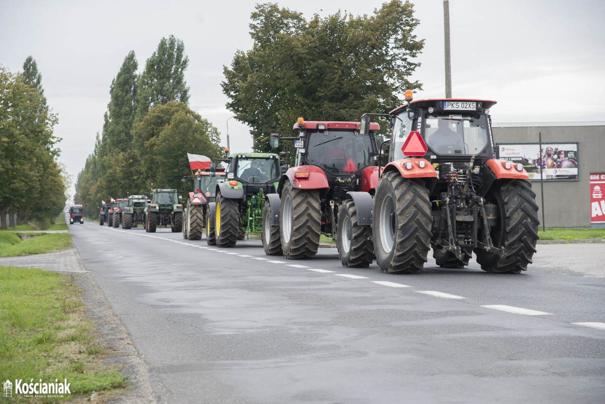 Rolnicy ponownie protestują na drogach powiatu [ZDJĘCIA]