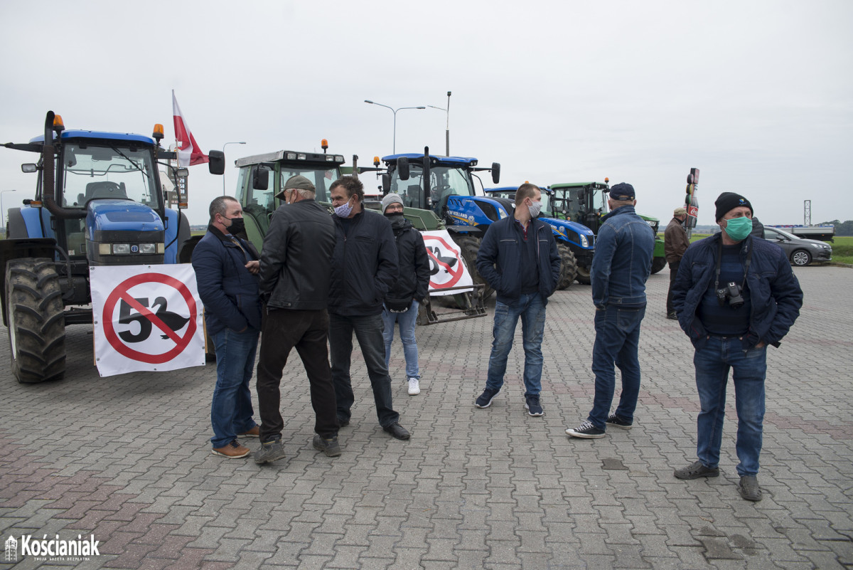 Rolnicy ponownie protestują na drogach powiatu [ZDJĘCIA]