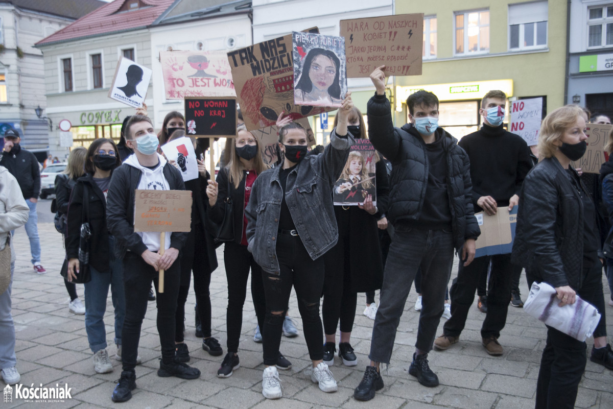 Strajk Kobiet w Kościanie [ZDJĘCIA]