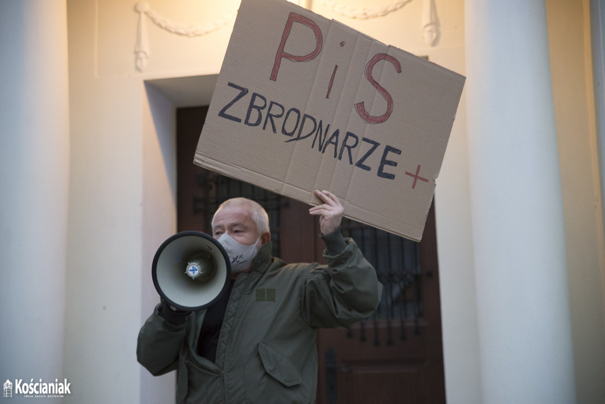 Strajk Kobiet w Kościanie [ZDJĘCIA]