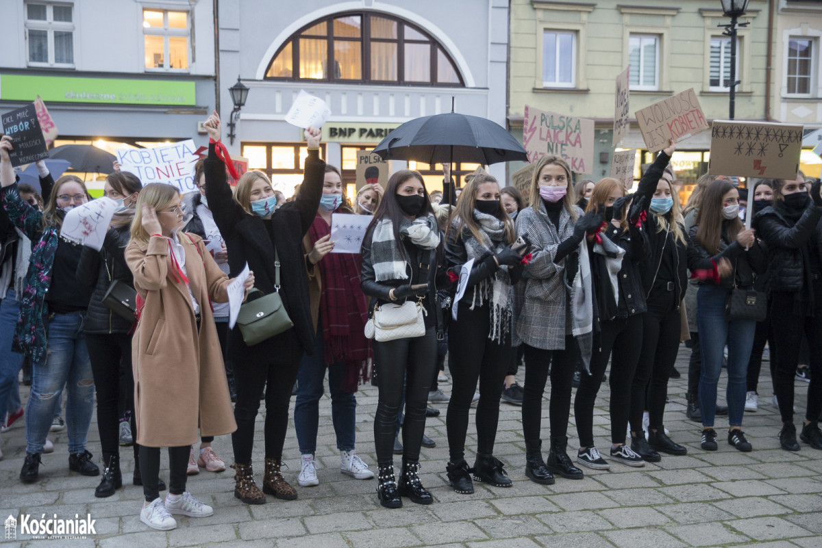 Strajk Kobiet w Kościanie [ZDJĘCIA]