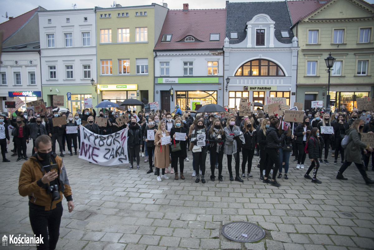 Strajk Kobiet w Kościanie [ZDJĘCIA]