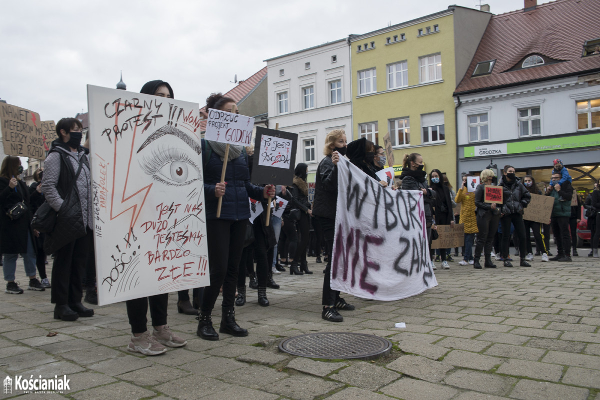 Strajk Kobiet w Kościanie [ZDJĘCIA]