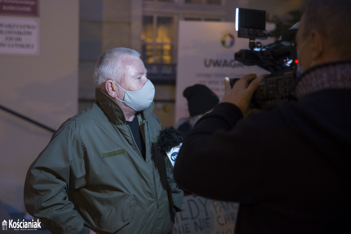 Strajk Kobiet. Drugi dzień protestów w Kościanie [ZDJĘCIA]