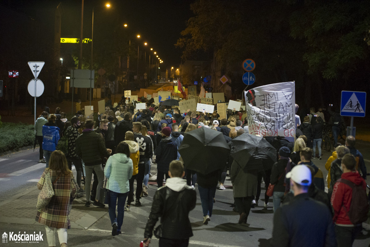 Trzeci dzień strajku w Kościanie. Nie obyło się bez incydentu [ZDJĘCIA]