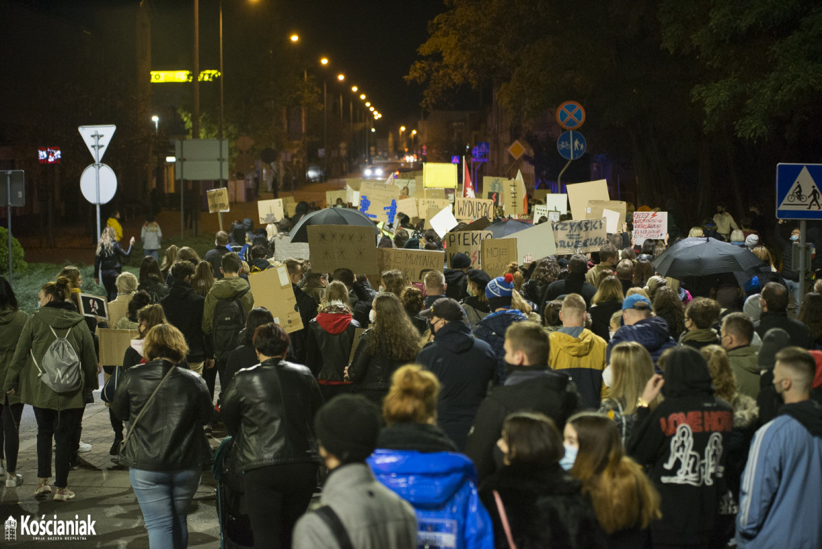 Trzeci dzień strajku w Kościanie. Nie obyło się bez incydentu [ZDJĘCIA]