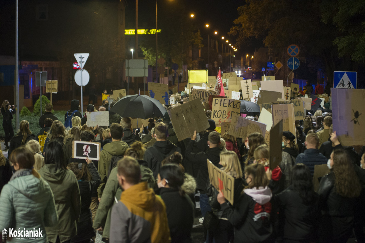 Trzeci dzień strajku w Kościanie. Nie obyło się bez incydentu [ZDJĘCIA]