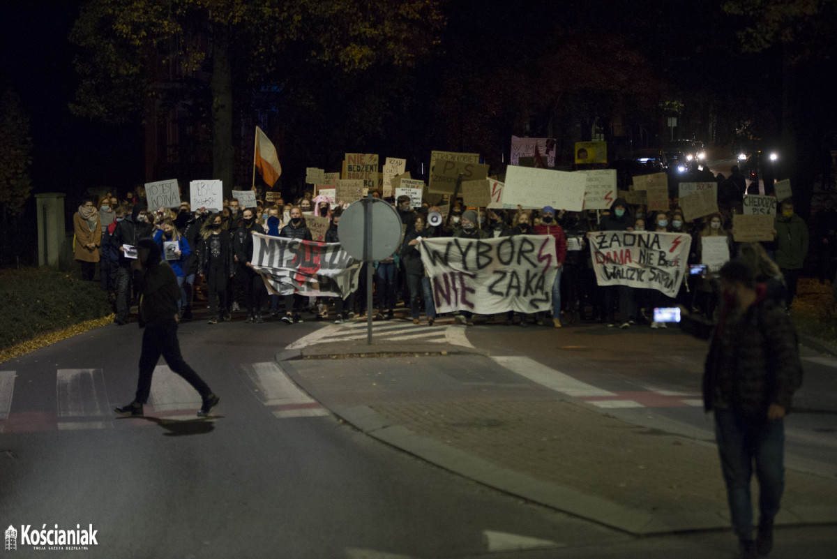 Trzeci dzień strajku w Kościanie. Nie obyło się bez incydentu [ZDJĘCIA]
