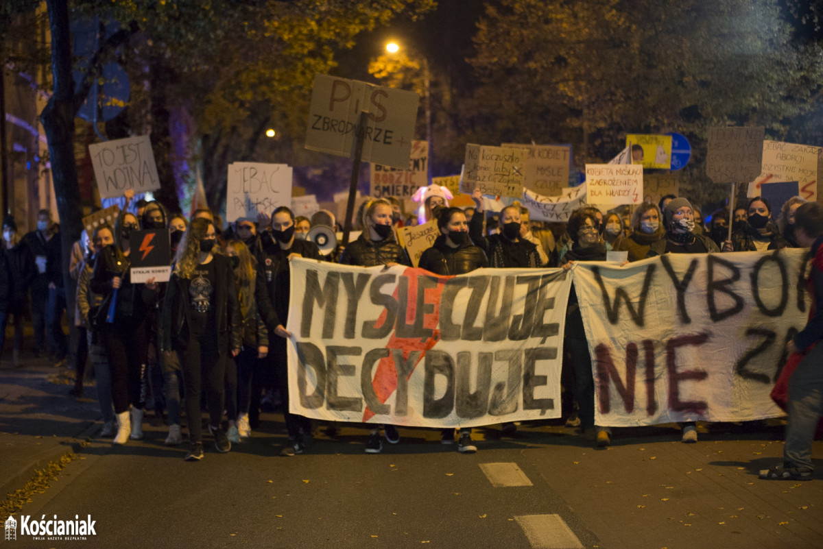 Trzeci dzień strajku w Kościanie. Nie obyło się bez incydentu [ZDJĘCIA]