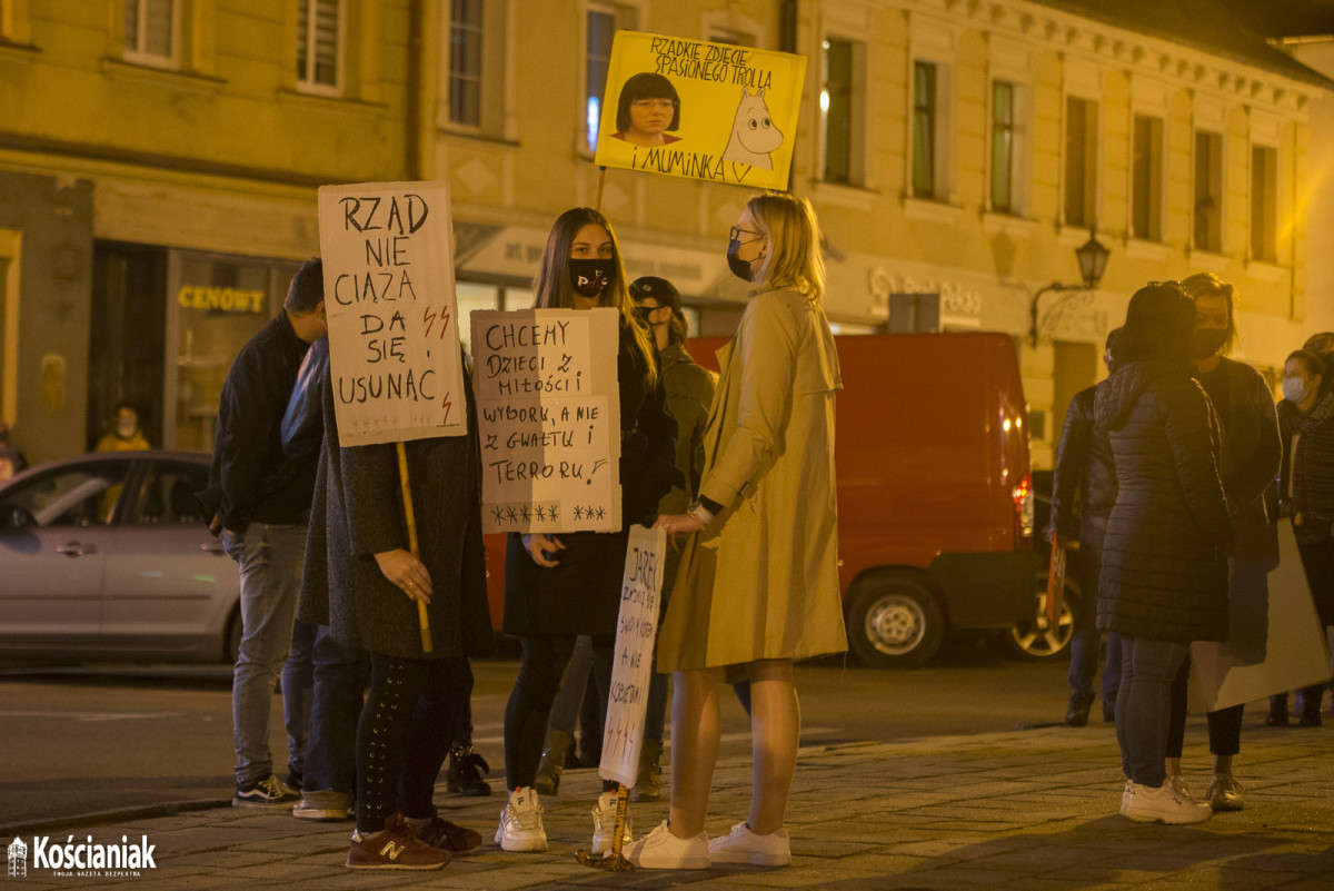Trzeci dzień strajku w Kościanie. Nie obyło się bez incydentu [ZDJĘCIA]