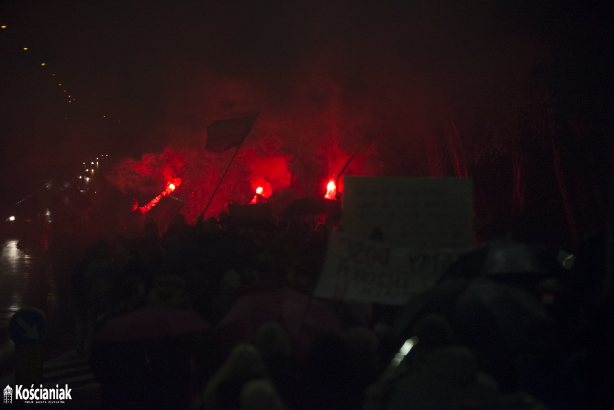 Czwarty Strajk Kobiet w Kościanie [ZDJĘCIA]