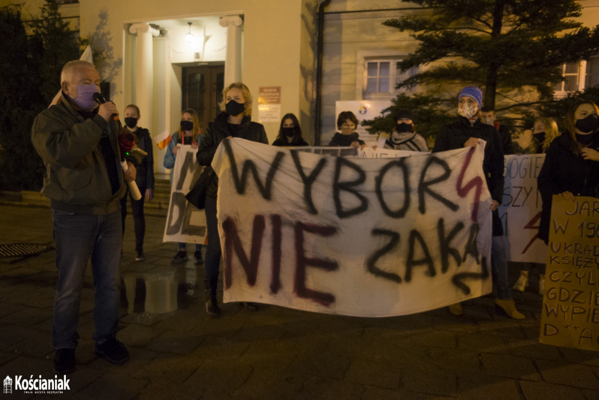 Czwarty Strajk Kobiet w Kościanie [ZDJĘCIA]