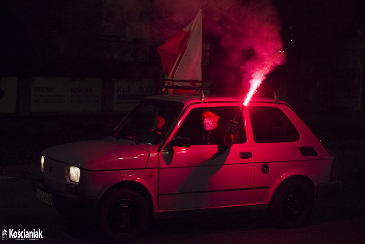 Samochodowy Strajk Kobiet w Kościanie [ZDJĘCIA]