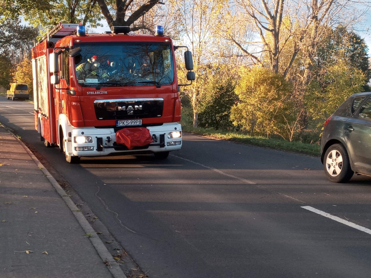 Wypadek w Starym Bojanowie. Nie żyje kierowca