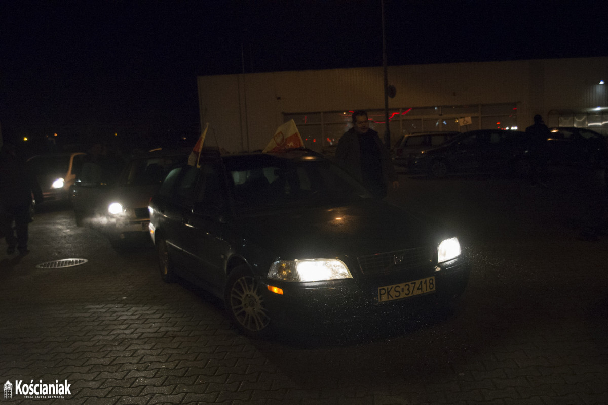 Drugi samochodowy Strajk Kobiet ulicami Kościana [ZDJĘCIA]
