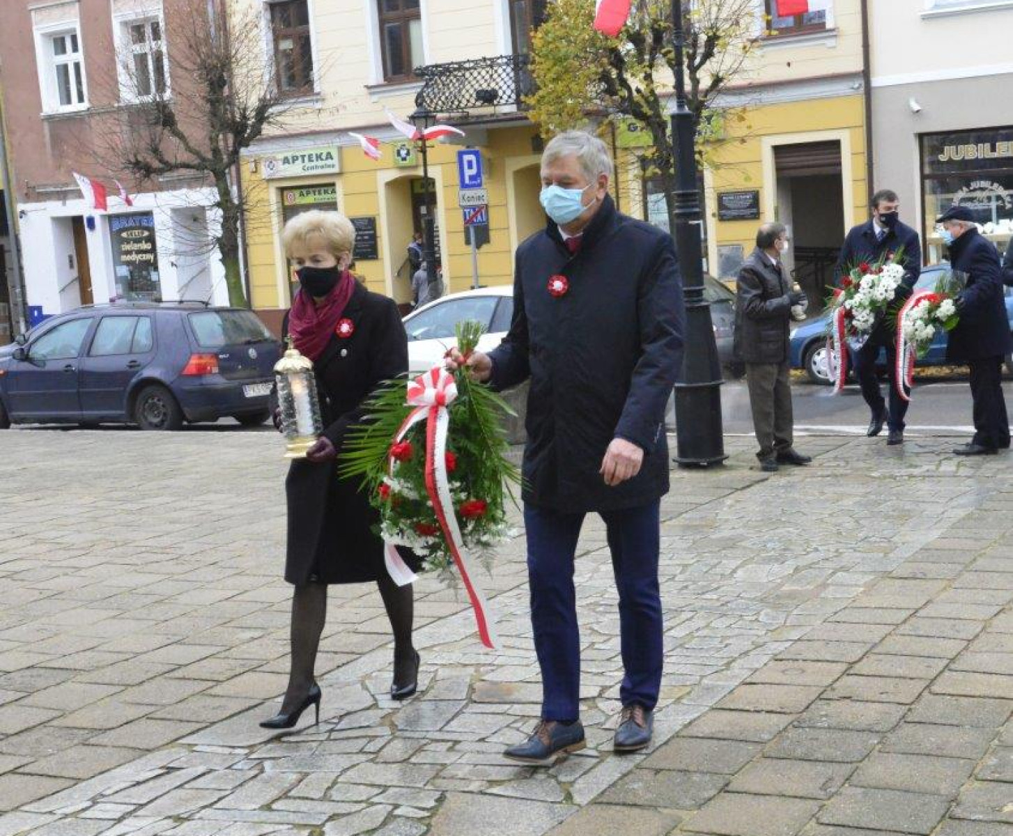 Delegacje złożyły wieńce w Święto Niepodległości [ZDJĘCIA]