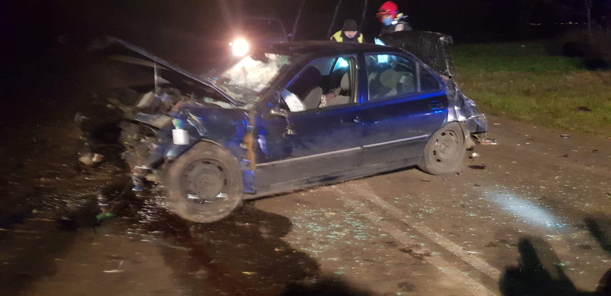 Koziołkował peugeotem na starej piątce