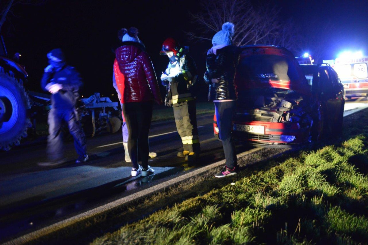 Wypadek pod Jerką. Zderzyły się cztery pojazdy [ZDJĘCIA]
