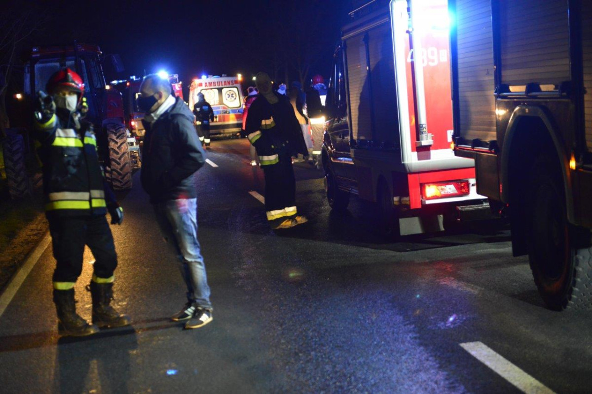 Wypadek pod Jerką. Zderzyły się cztery pojazdy [ZDJĘCIA]