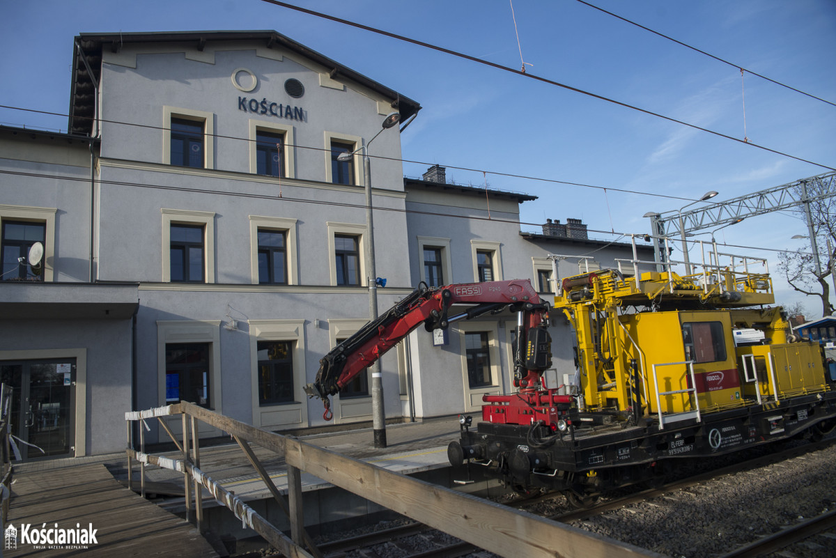 10 ostatnich lat w Kościanie. Zmienił się dworzec kolejowy [ZDJĘCIA]