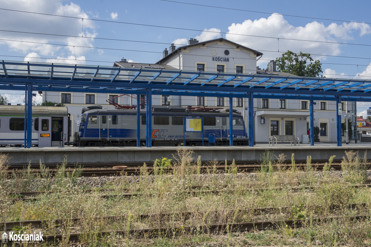 10 ostatnich lat w Kościanie. Zmienił się dworzec kolejowy [ZDJĘCIA]