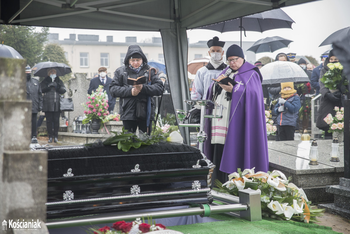 Pożegnano Bernarda Turskiego, byłego starostę [ZDJĘCIA]