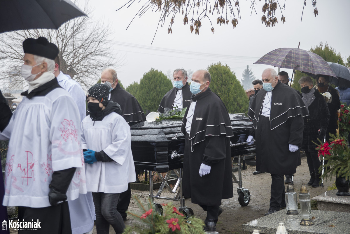 Pożegnano Bernarda Turskiego, byłego starostę [ZDJĘCIA]