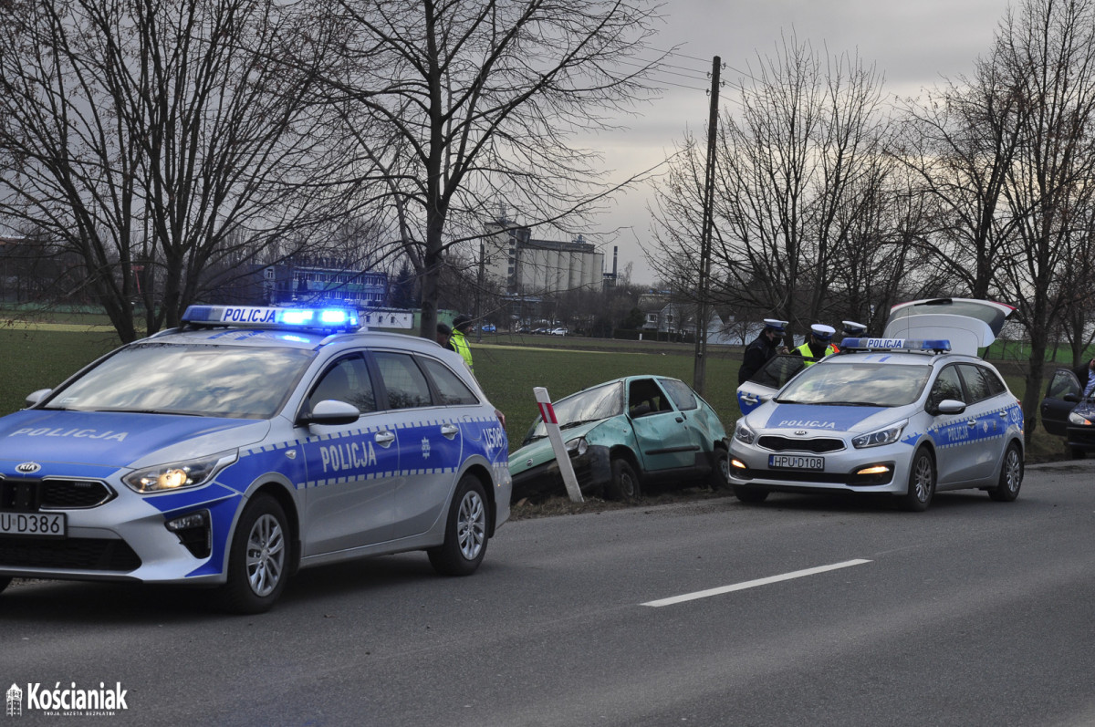 Pijany wjechał do rowu na drodze do Nowego Lubosza