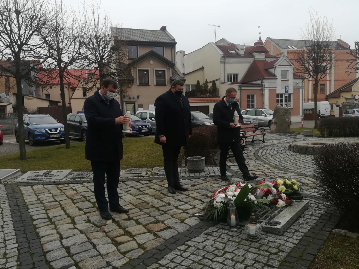 Oddali hołd Żołnierzom Wyklętym [ZDJĘCIA]