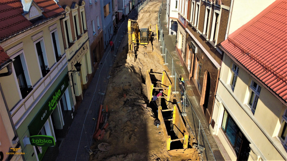 Postępy prac na Rynku i ulicy Wrocławskiej [ZDJĘCIA]
