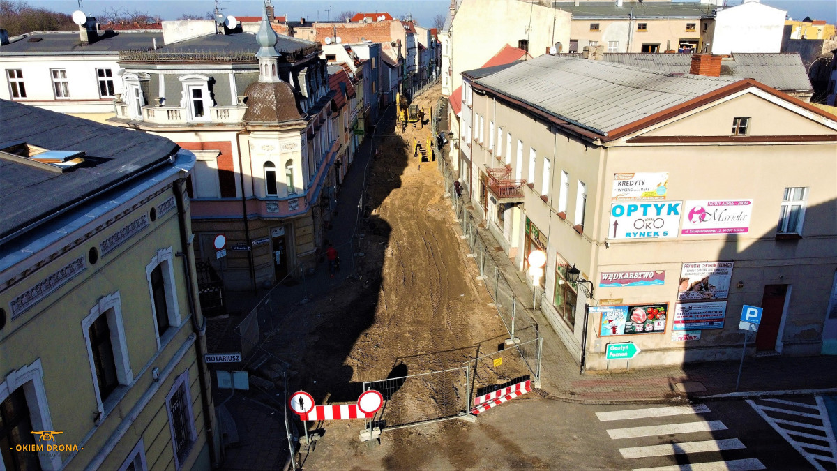 Postępy prac na Rynku i ulicy Wrocławskiej [ZDJĘCIA]