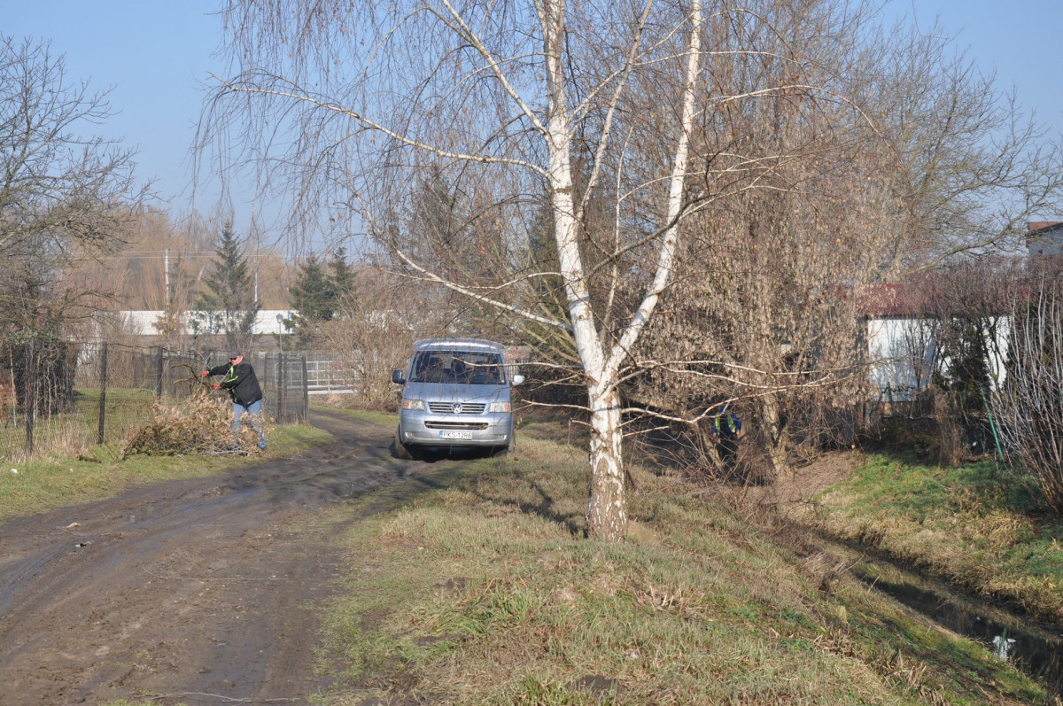 Oczyścili doprowadzalnik Kurza Góra [ZDJĘCIA]