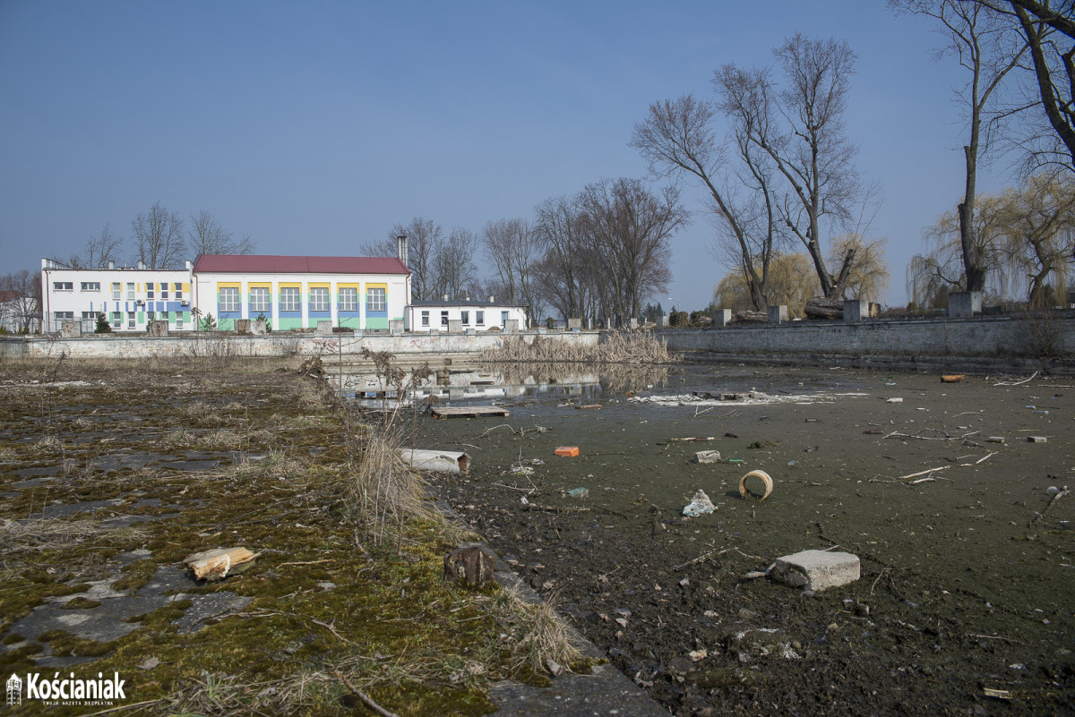 Ogłoszono przetarg na rozbiórkę basenu [ZDJĘCIA]