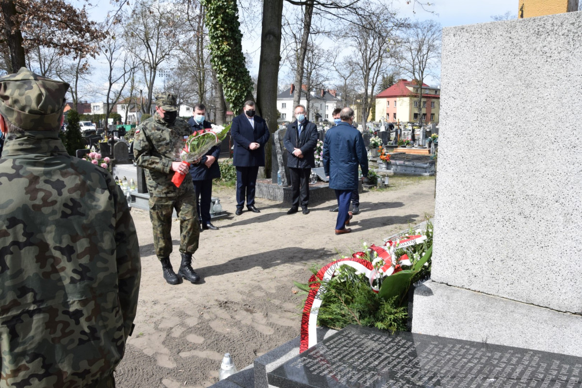 Oddali hołd pomordowanym na Wschodzie [ZDJĘCIA]